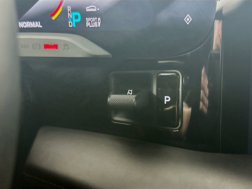 Certified 2020 Porsche Taycan Turbo image 18