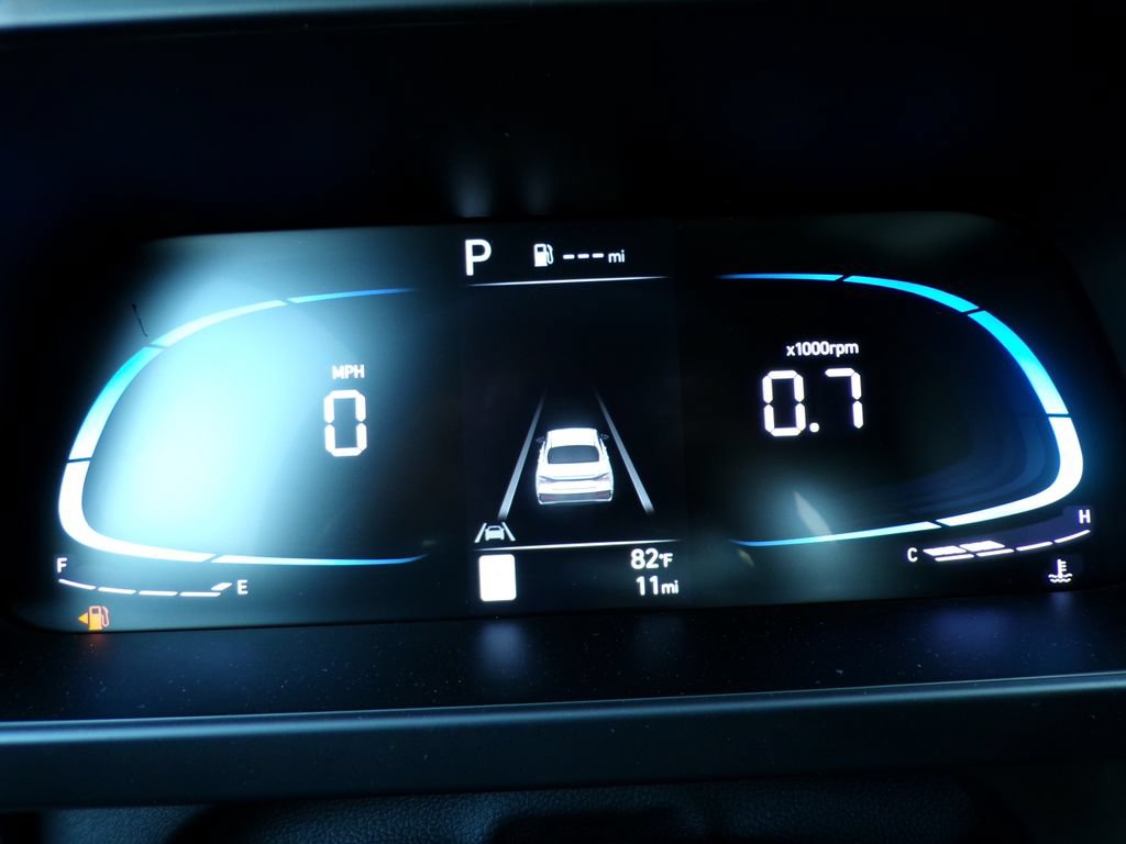 New 2026 Hyundai Elantra Sport FWD image 22