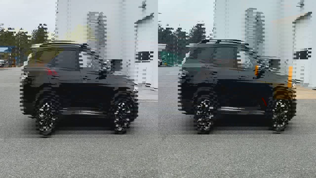 Used 2023 Kia Sportage X-Line w/ X-Line Premium Package image 9