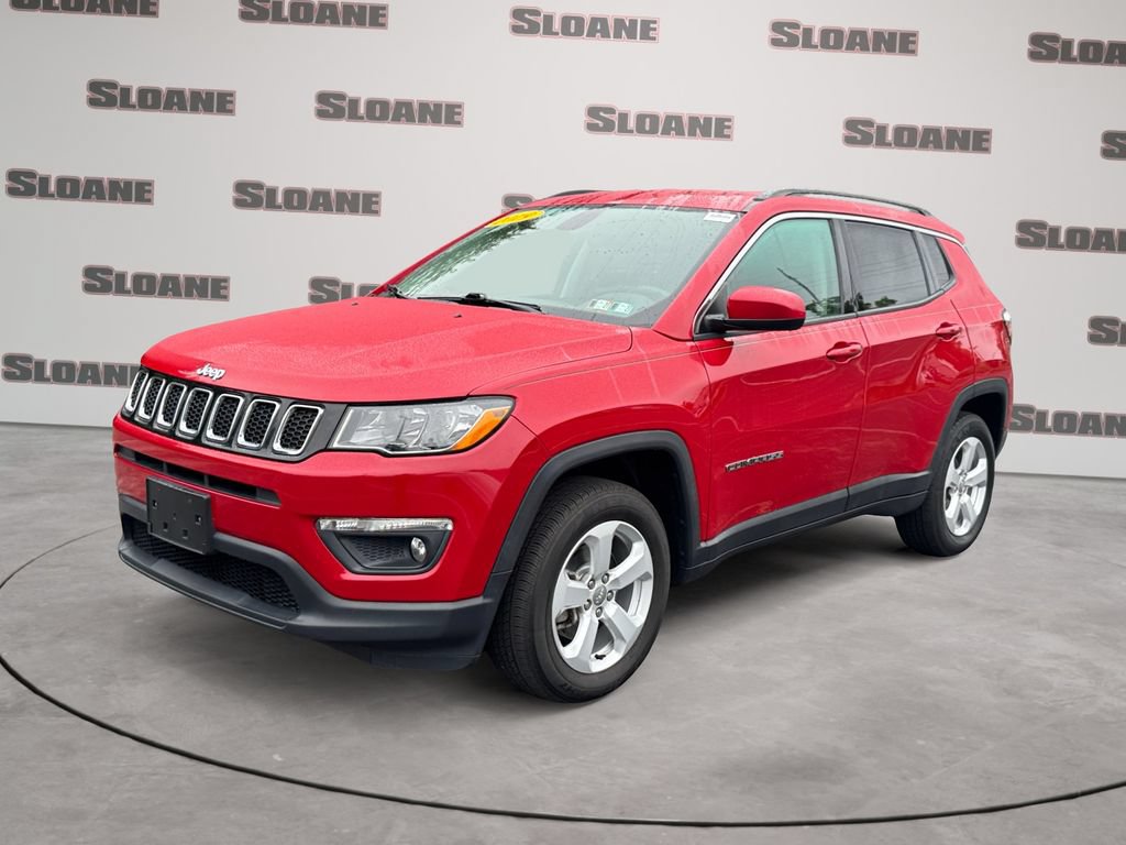 Used 2019 Jeep Compass Latitude w/ Cold Weather Group AWD/4WD image 1