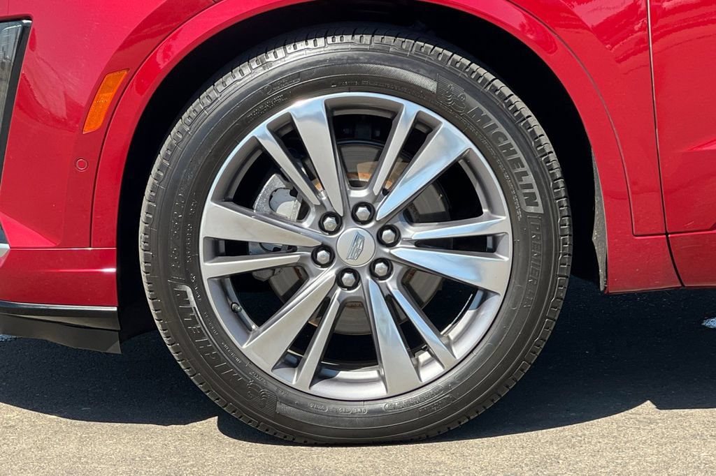 Used 2020 Cadillac XT6 Premium Luxury w/ Platinum Package AWD/4WD image 29