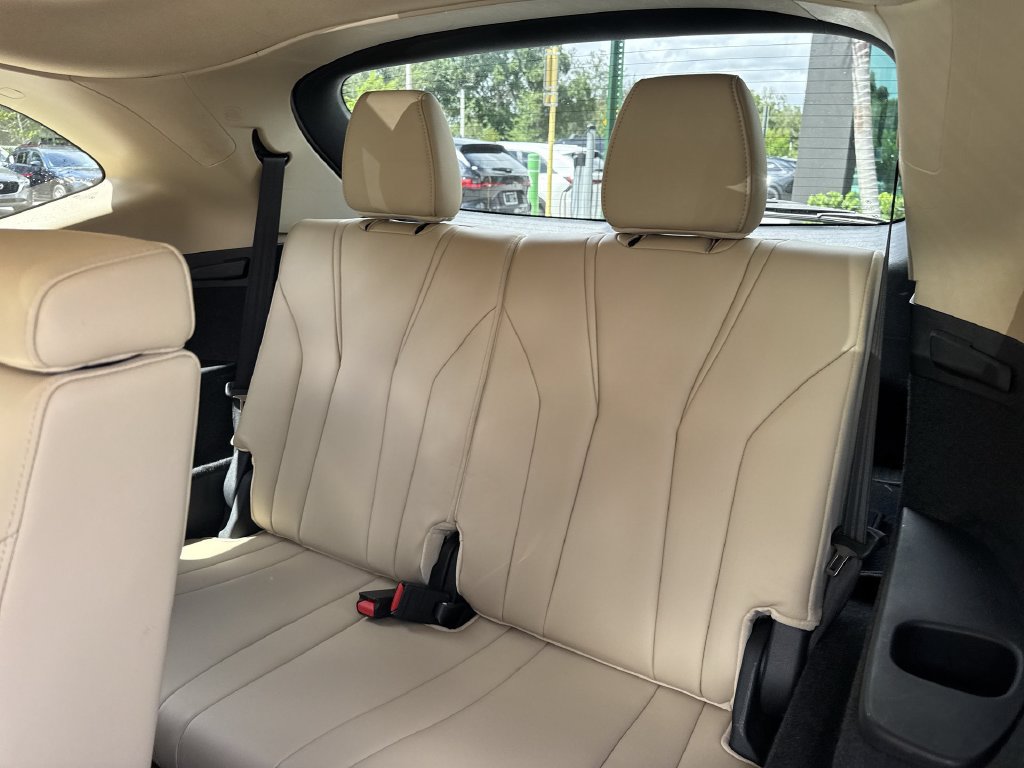 Used 2022 Acura MDX FWD image 38