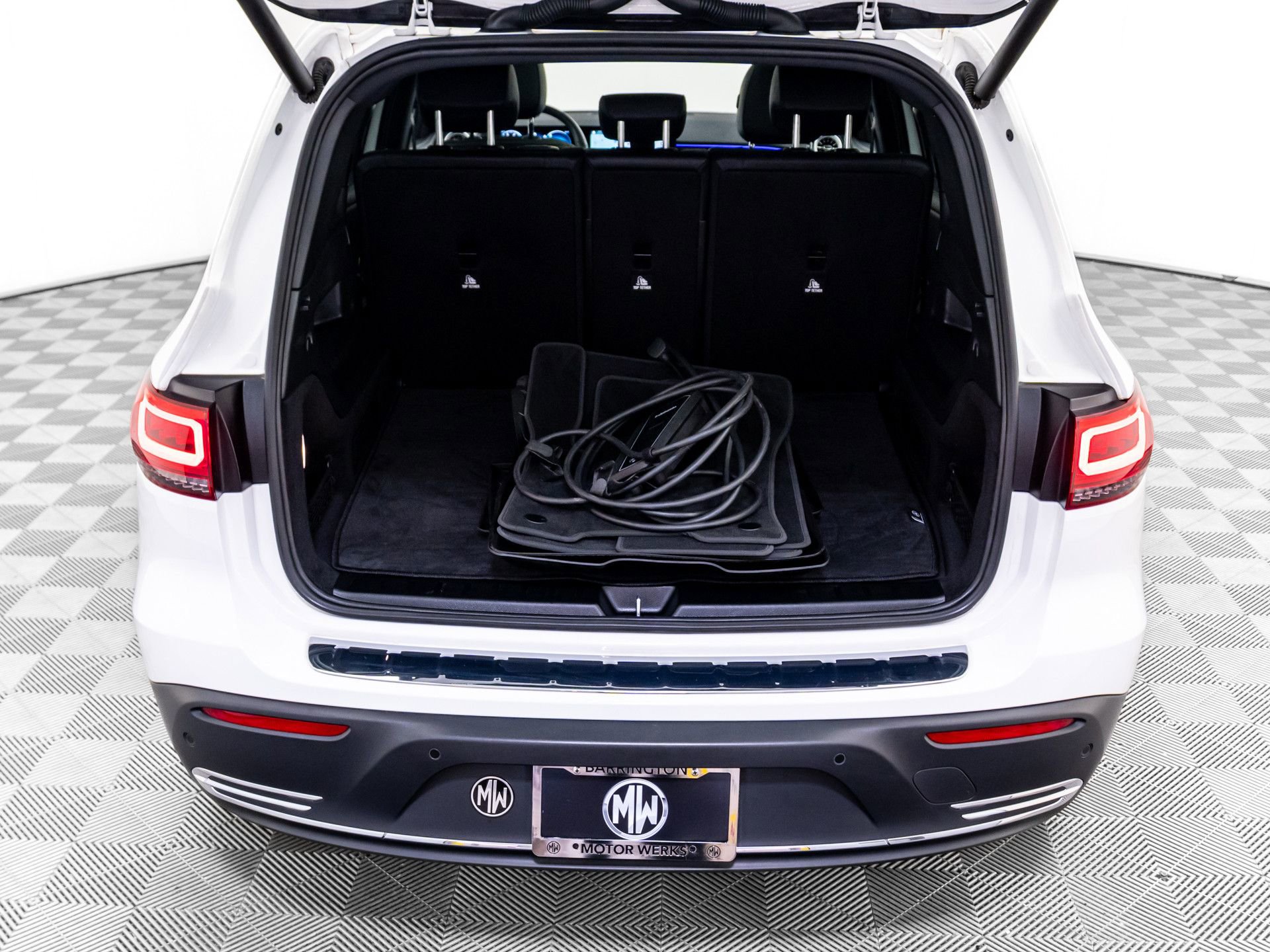 Certified 2023 Mercedes-Benz EQB 300 4MATIC image 34