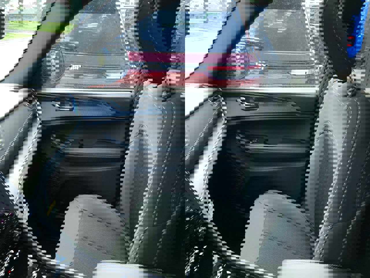 New 2026 Jeep Grand Cherokee Laredo image 31