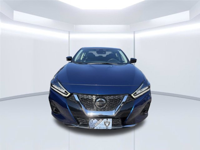 Used 2022 Nissan Maxima Platinum w/ Sport Mat Group FWD image 2