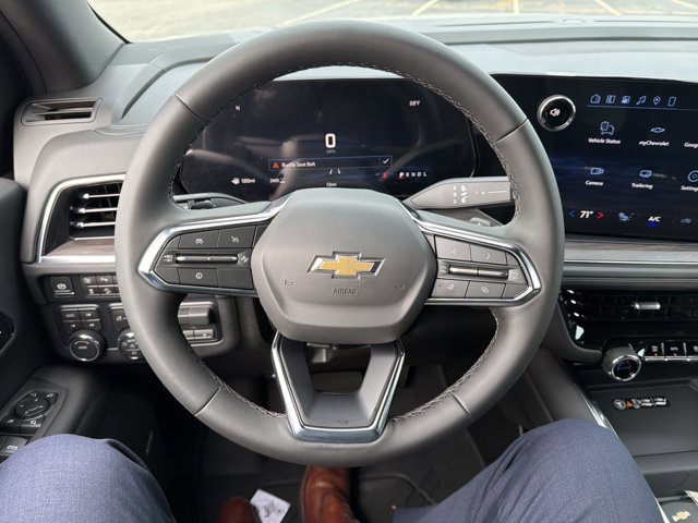 New 2026 Chevrolet Suburban LT image 13