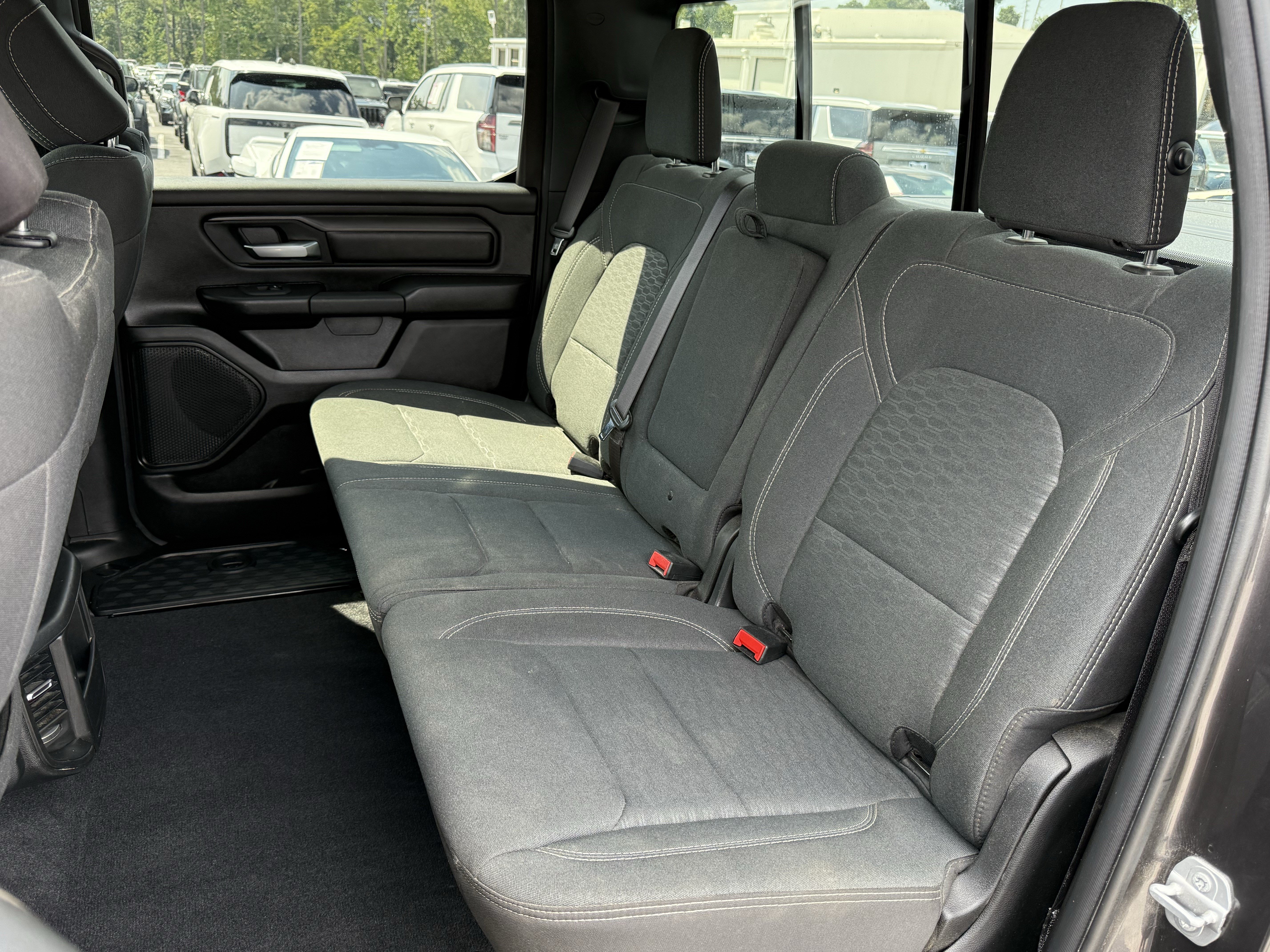 Used 2025 RAM 1500 Warlock AWD/4WD image 31
