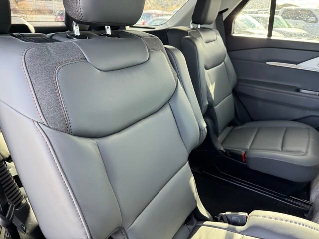 New 2026 Ford Explorer Active image 21