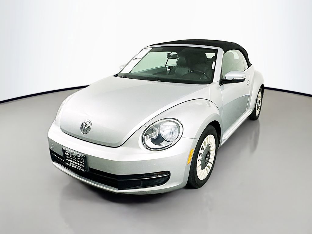 Used 2013 Volkswagen Beetle 2.5 image 3