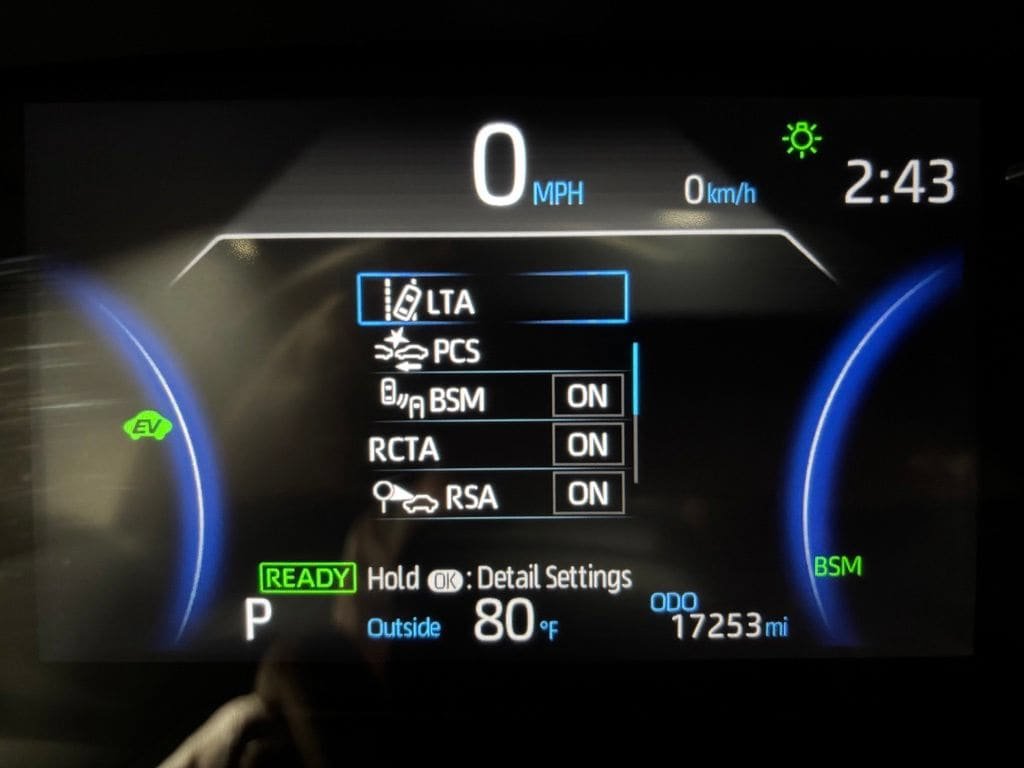 Used 2025 Toyota RAV4 XSE w/ Weather Package AWD/4WD image 24