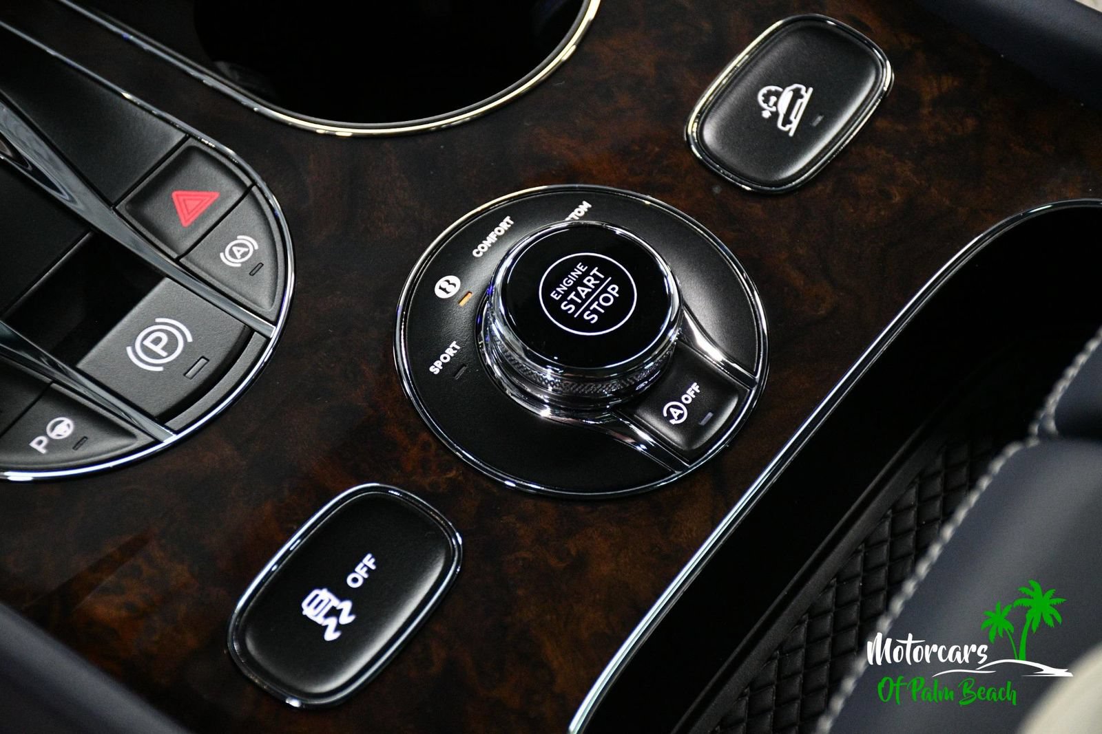 Used 2023 Bentley Bentayga AWD/4WD image 58