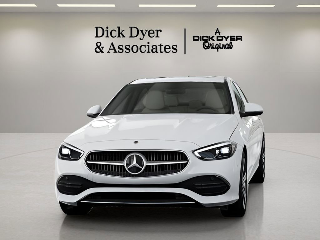 Used 2025 Mercedes-Benz C 300 Sedan image 37