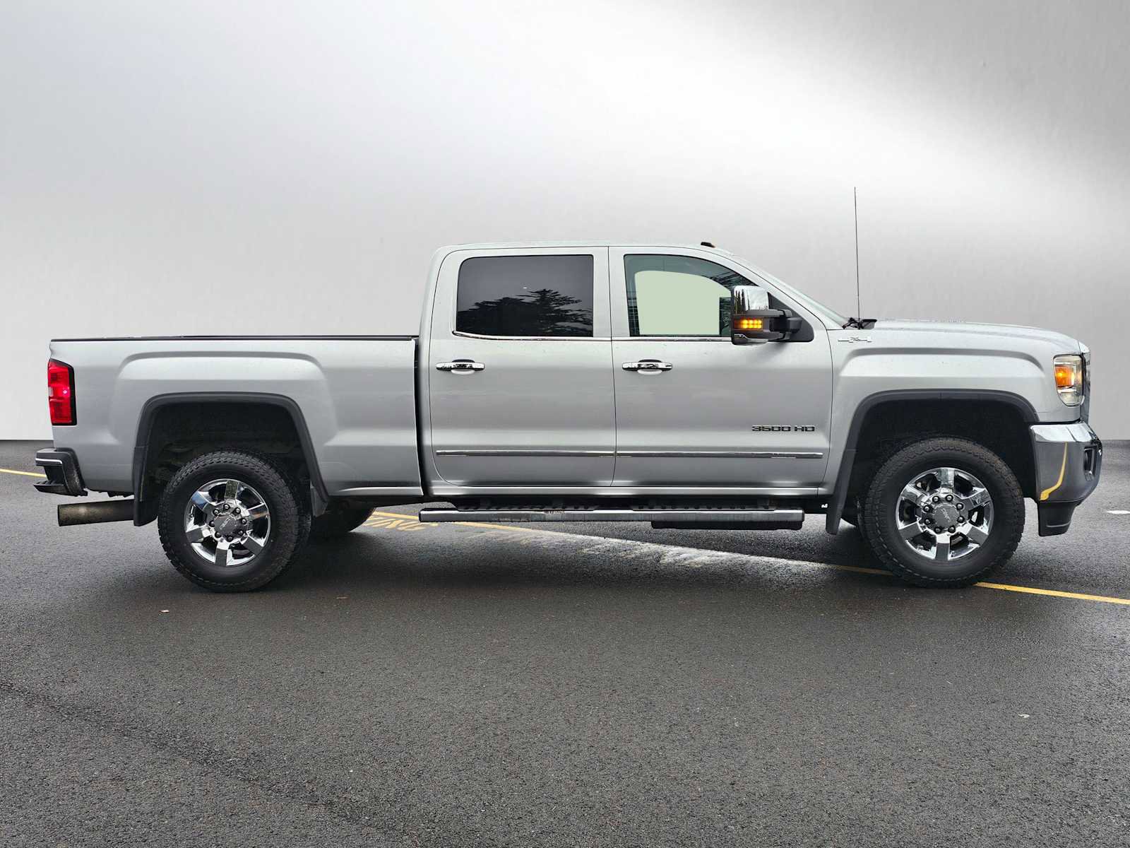 Used 2015 GMC Sierra 3500 SLT w/ Duramax Plus Package image 2