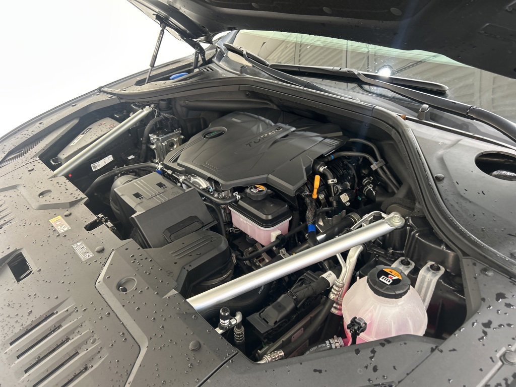 Used 2026 Genesis GV70 2.5T Advanced image 8