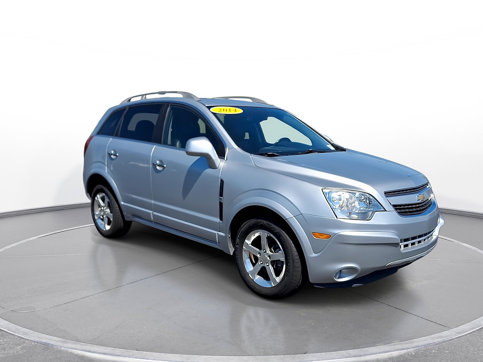 Used 2014 Chevrolet Captiva Sport LT w/ Convenience Package FWD image 2