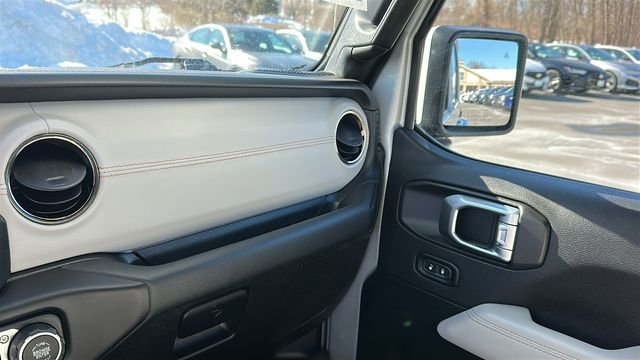 Used 2023 Jeep Wrangler Sahara 4xe image 18