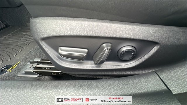 New 2026 Toyota Prius XLE image 15