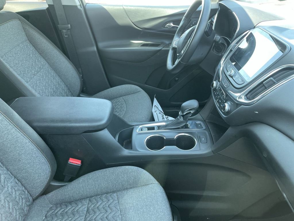 Used 2023 Chevrolet Equinox LT AWD/4WD image 13
