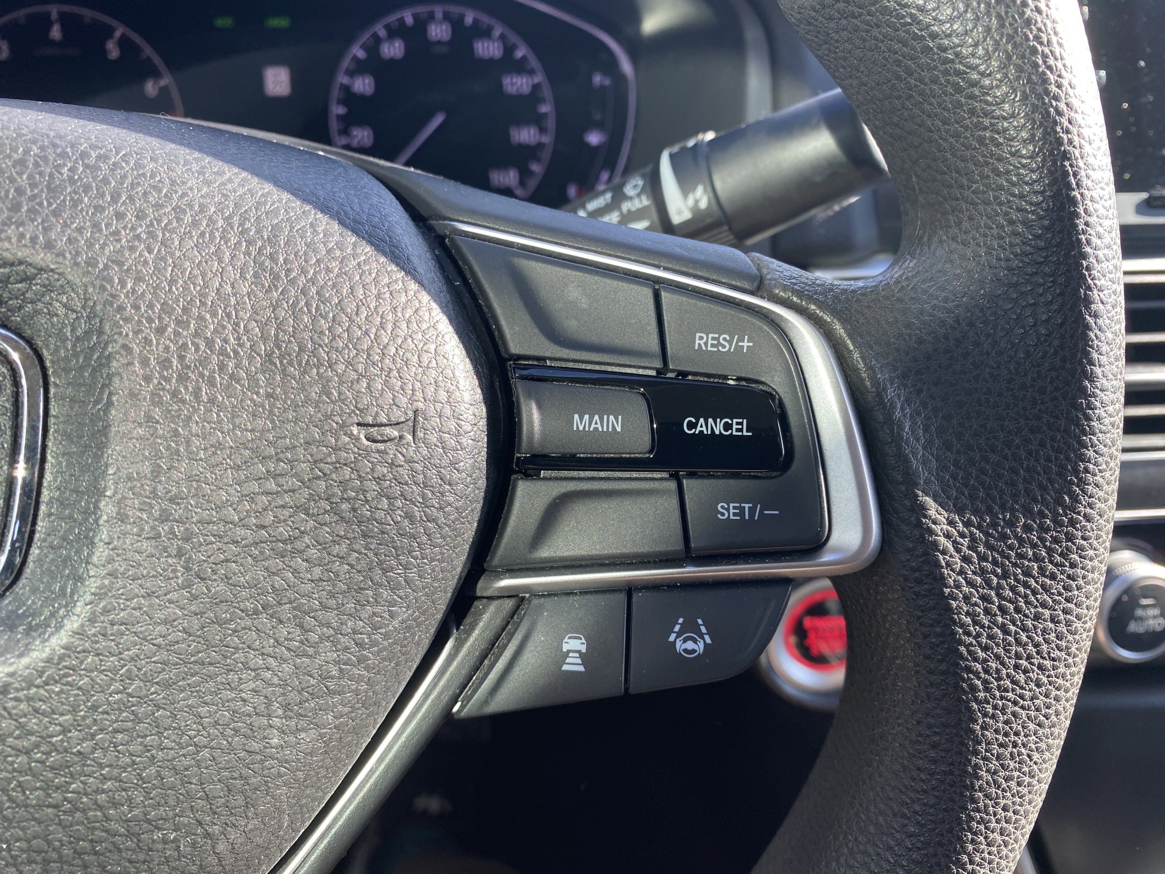 Used 2018 Honda Accord LX image 17