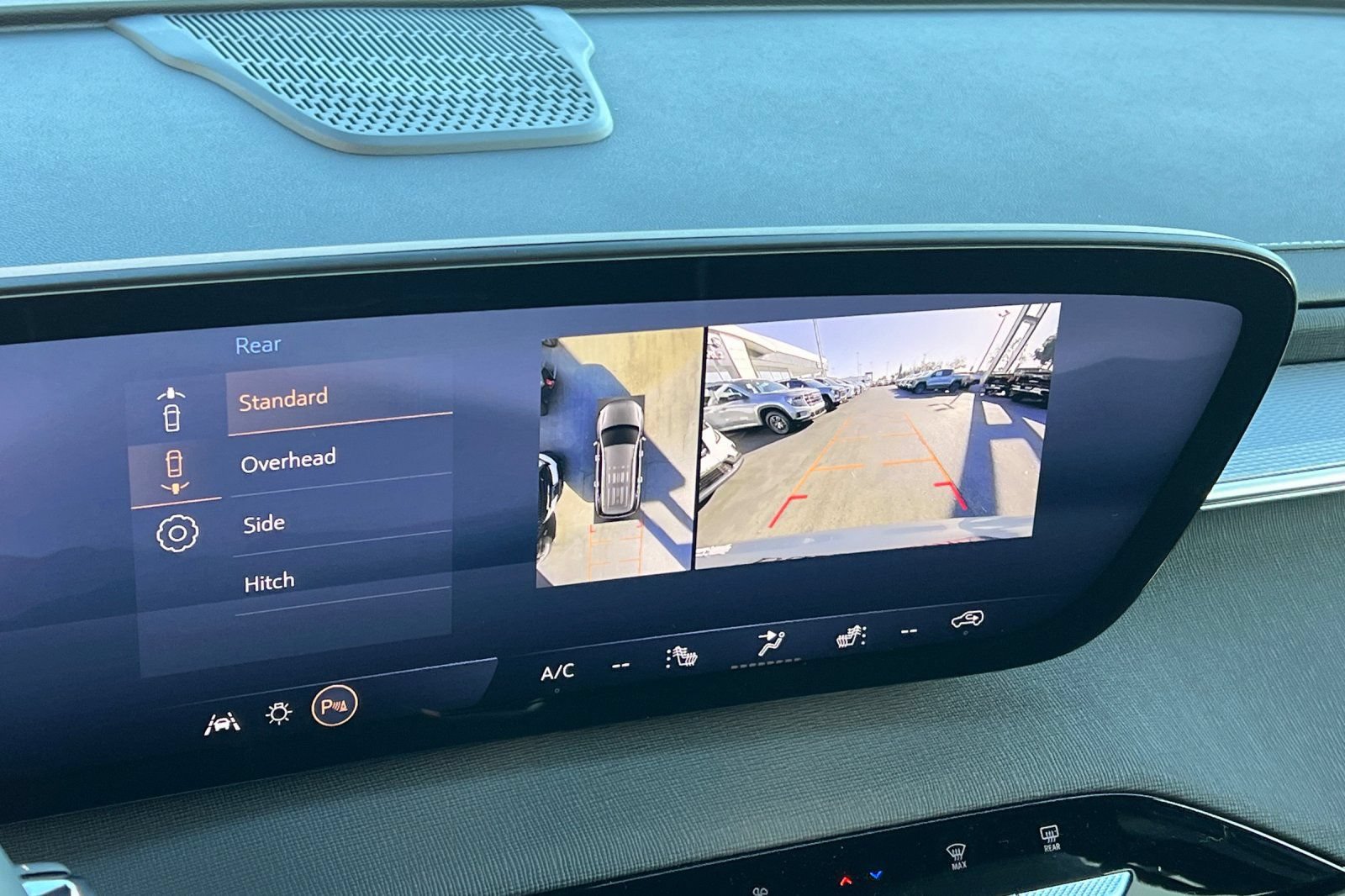 New 2026 Buick Enclave Sport Touring w/ Power Package FWD image 18
