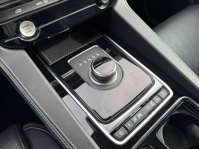 Used 2019 Jaguar F-PACE S AWD/4WD image 12