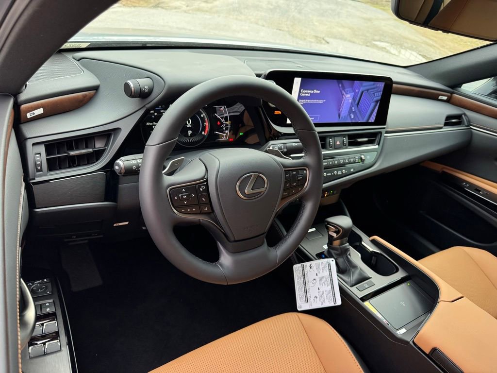 New 2025 Lexus ES 350 w/ Premium Package image 3
