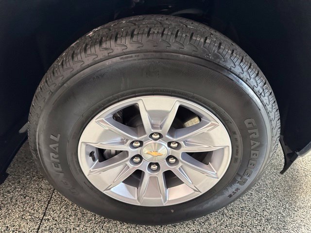 Used 2025 Chevrolet Silverado 1500 W/T RWD image 23