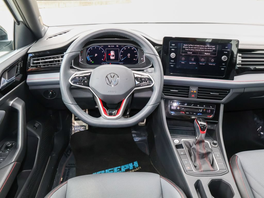Certified 2025 Volkswagen Jetta GLI Autobahn w/ GLI Black Package FWD image 17