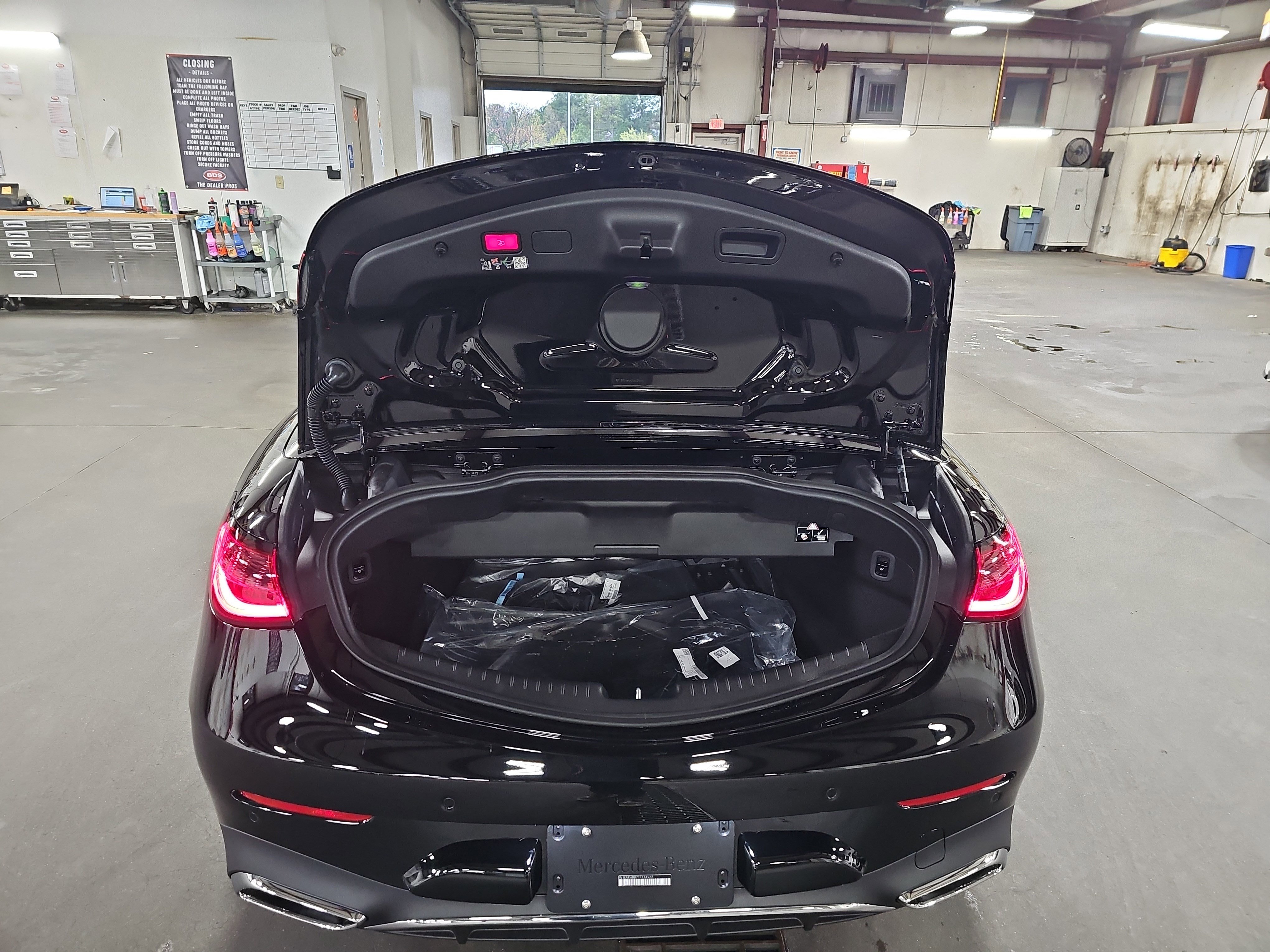 New 2026 Mercedes-Benz CLE 450 4MATIC Cabriolet image 14