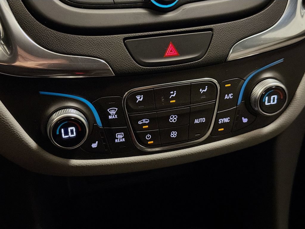 Used 2021 Chevrolet Equinox LT FWD image 17