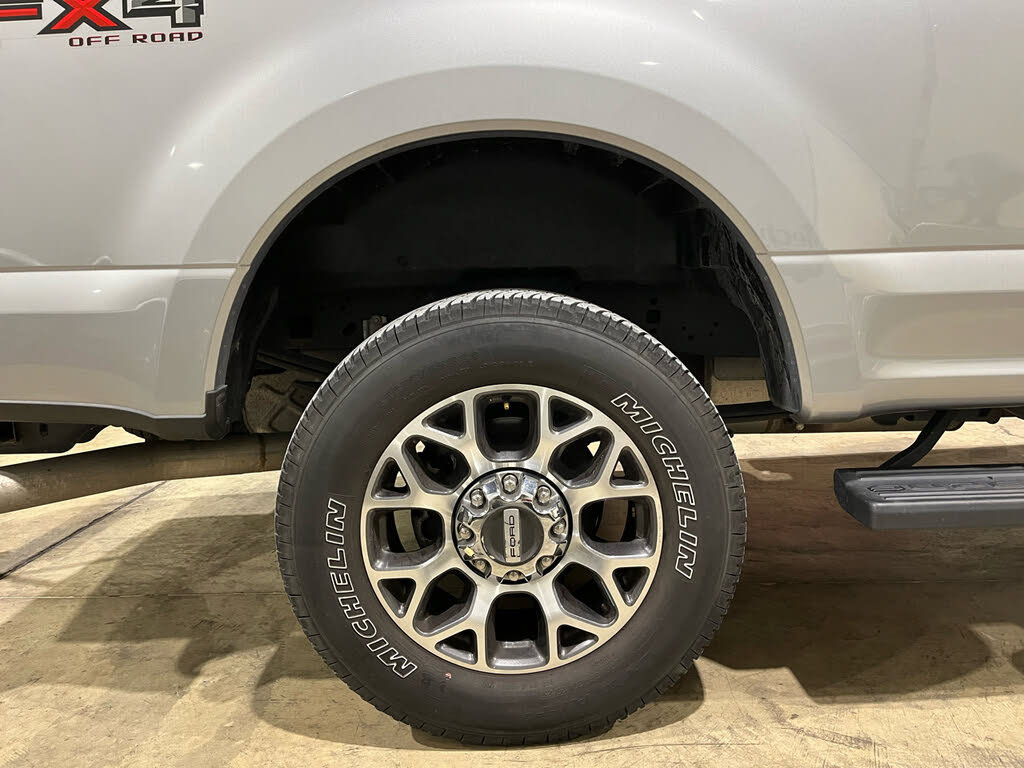 Used 2020 Ford F250 Lariat w/ Lariat Value Package AWD/4WD image 40