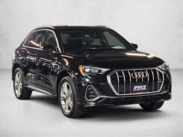 Used 2022 Audi Q3 2.0T Premium AWD/4WD image 3