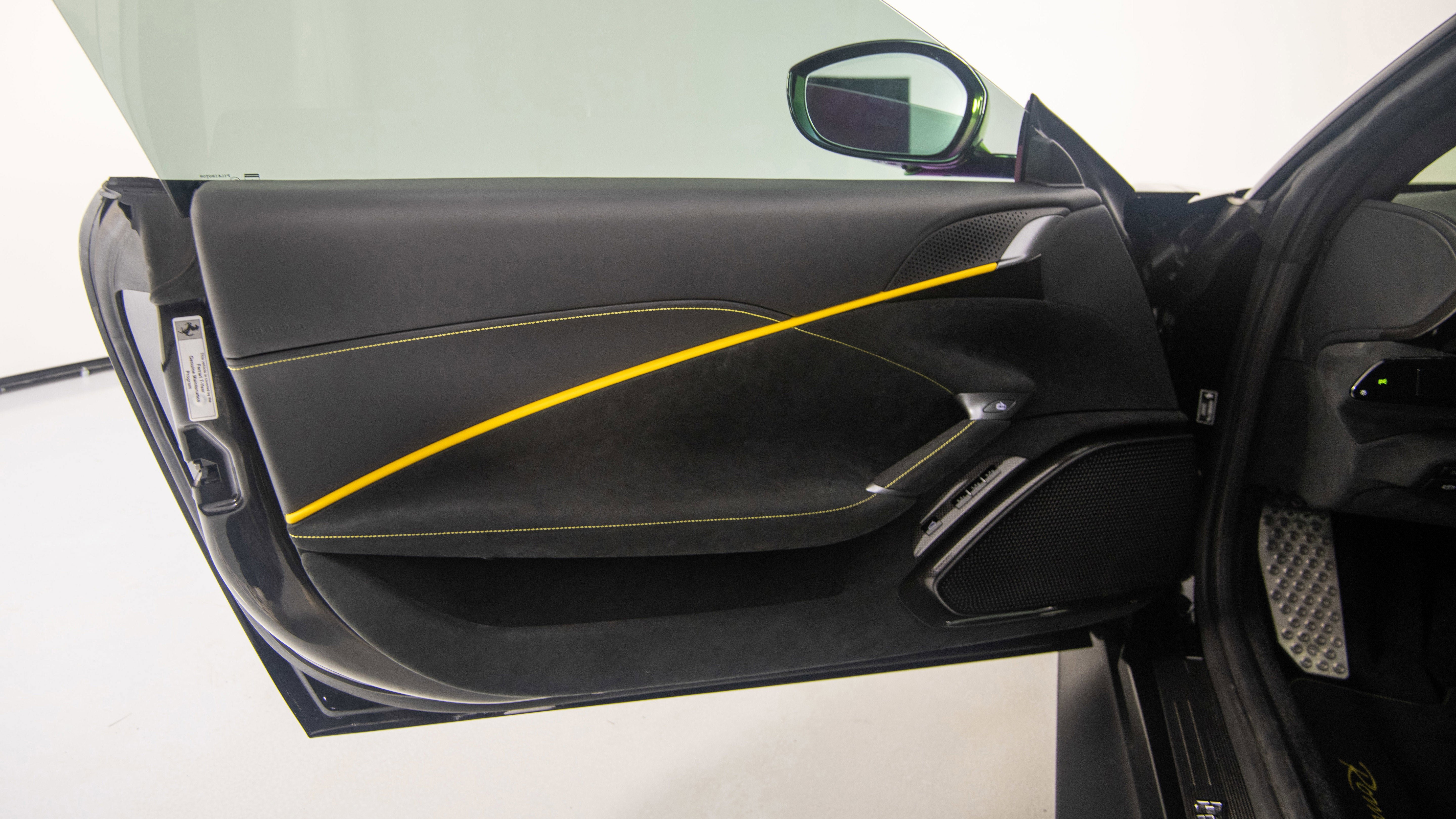 Certified 2024 Ferrari Roma image 32