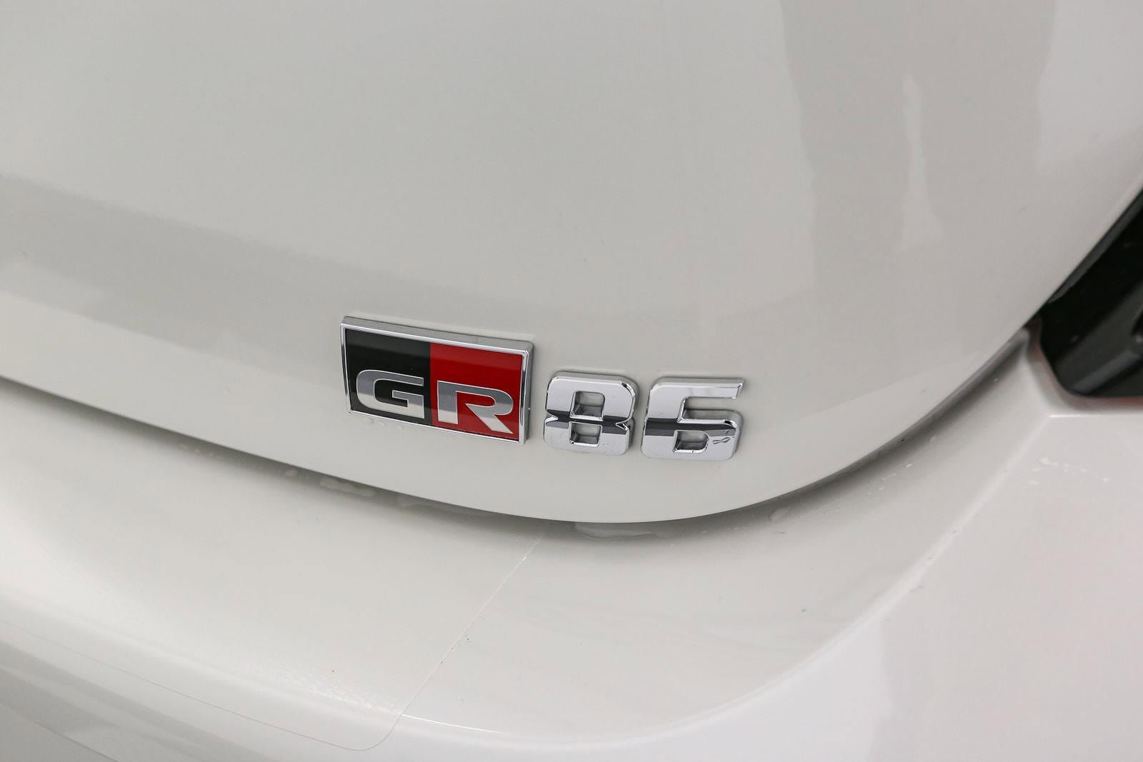 New 2026 Toyota GR86 Premium RWD image 10