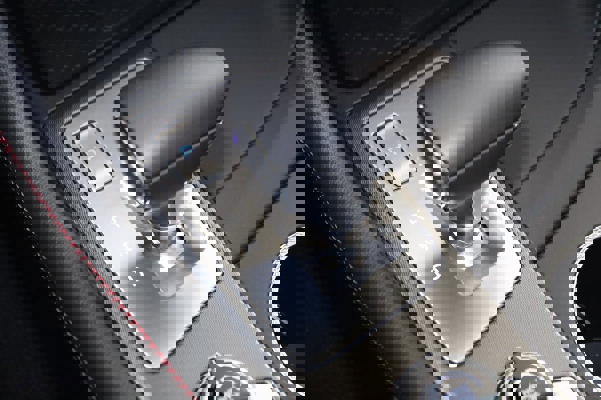 Used 2024 Genesis G70 3.3T Advanced image 7