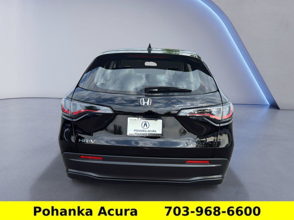 Used 2023 Honda HR-V LX image 6