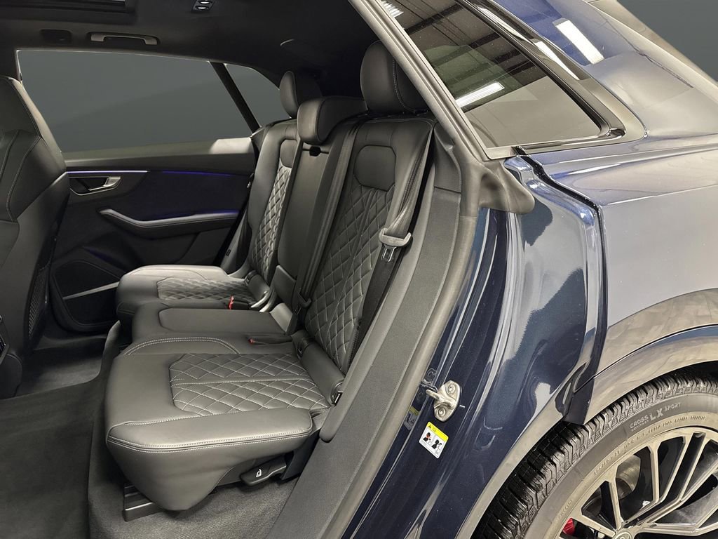 Used 2025 Audi SQ8 Premium Plus w/ S Sport Package image 30
