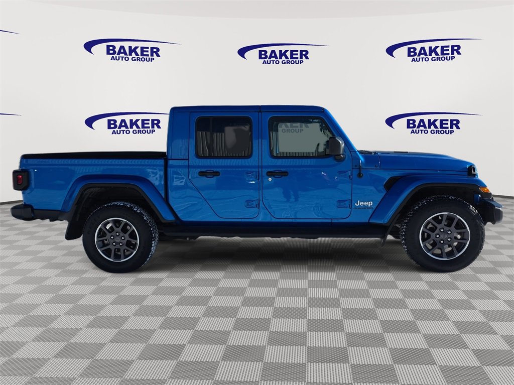 Used 2021 Jeep Gladiator Overland w/ Popular Equipment Package image 2