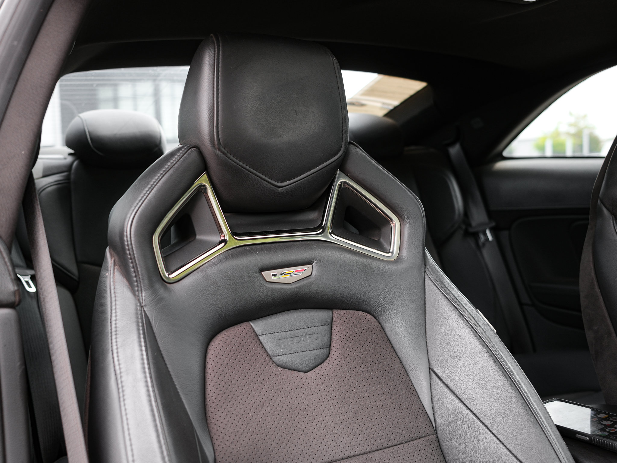 Used 2016 Cadillac ATS V w/ Luxury Package RWD image 34