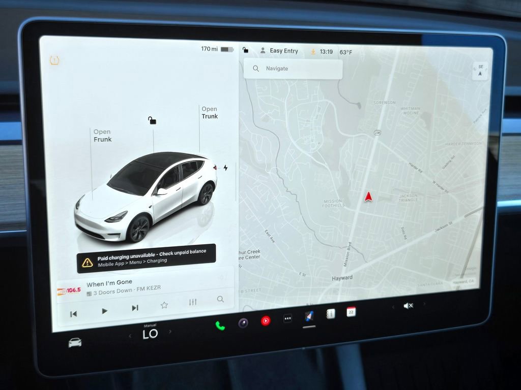 Used 2025 Tesla Model Y Long Range image 17