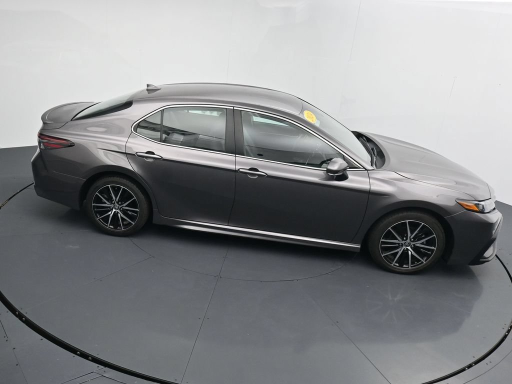 Used 2024 Toyota Camry SE FWD image 31