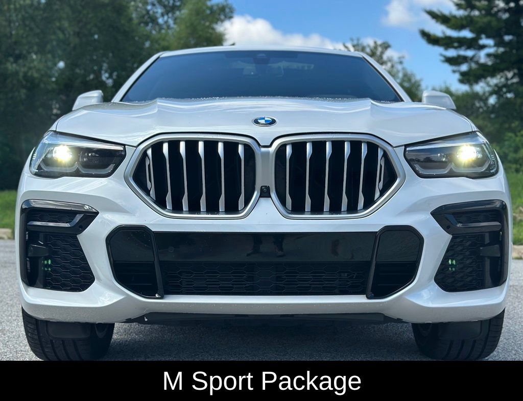 Used 2022 BMW X6 xDrive40i w/ M Sport Package AWD/4WD image 2