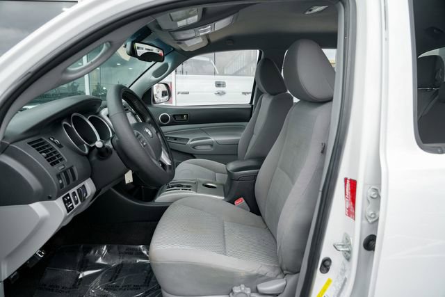 Used 2013 Toyota Tacoma PreRunner w/ SR5 Pkg image 22