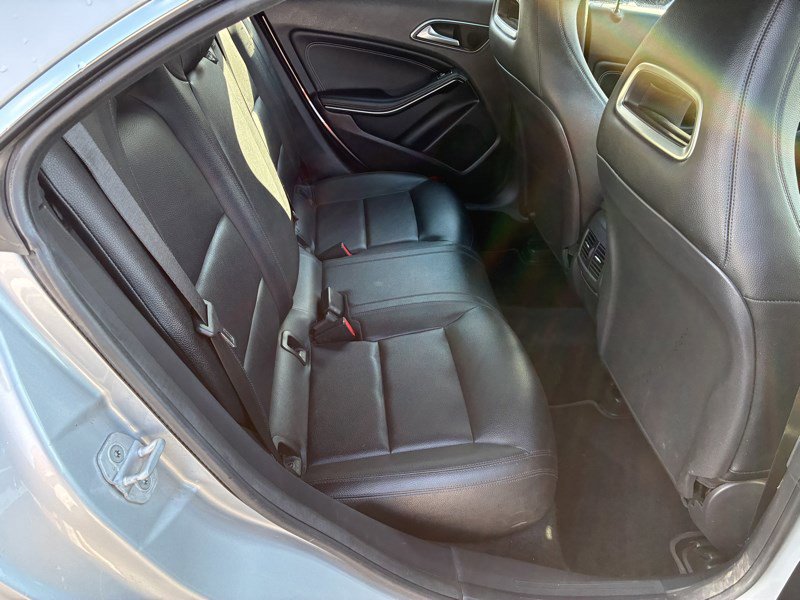 Used 2014 Mercedes-Benz CLA 250 image 14