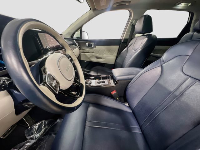 Certified 2024 Kia Sorento SX Prestige AWD/4WD image 22