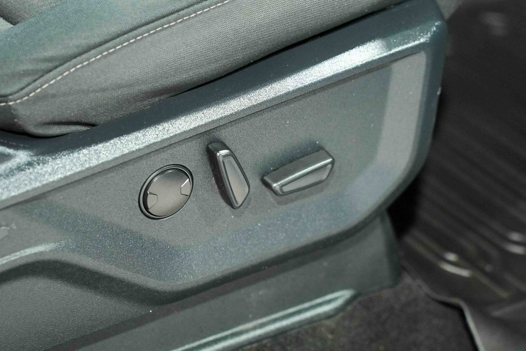 Used 2022 Ford F150 XLT w/ Equipment Group 302A High image 18