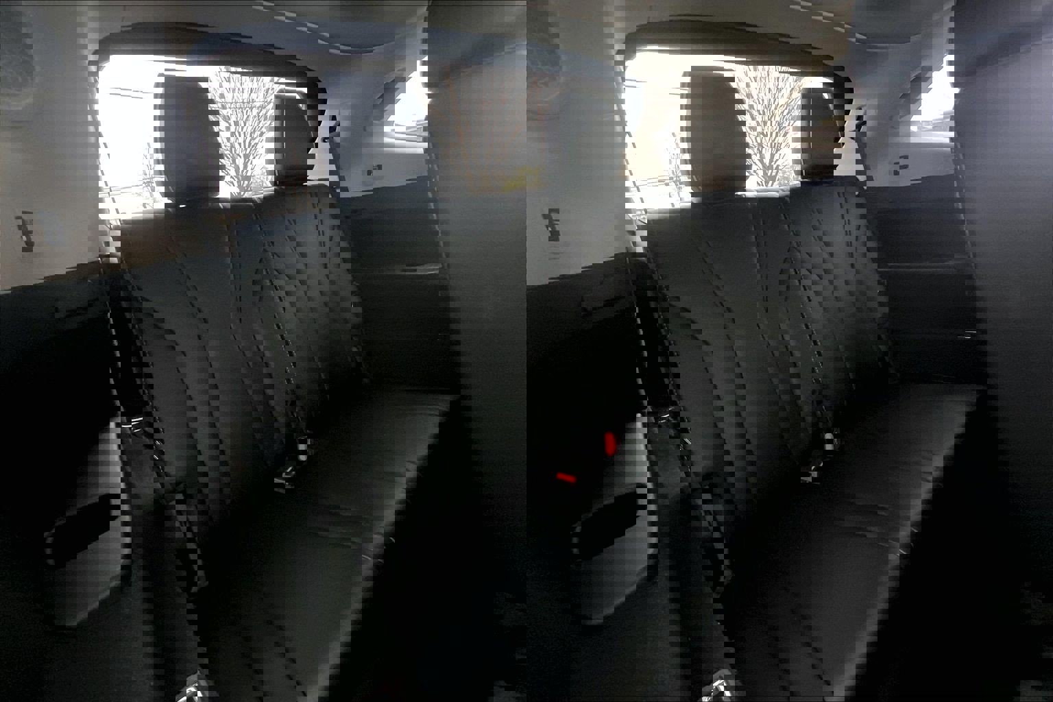 Used 2023 Acura MDX SH-AWD w/ Advance Package image 33