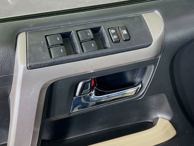 Used 2018 Toyota 4Runner SR5 image 12