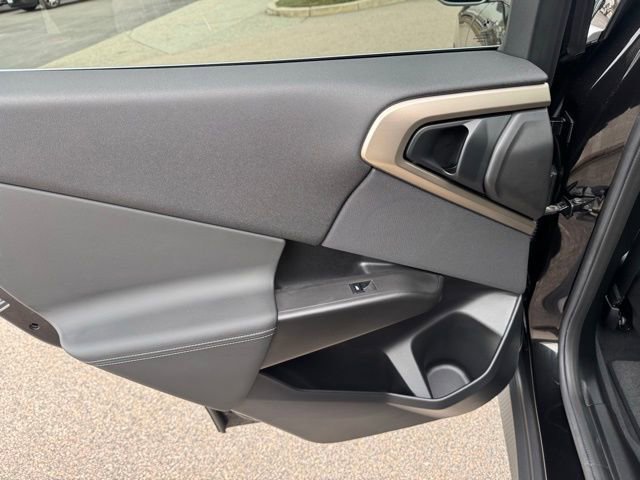 Used 2025 BMW X3 xDrive30i w/ Convenience Package image 33