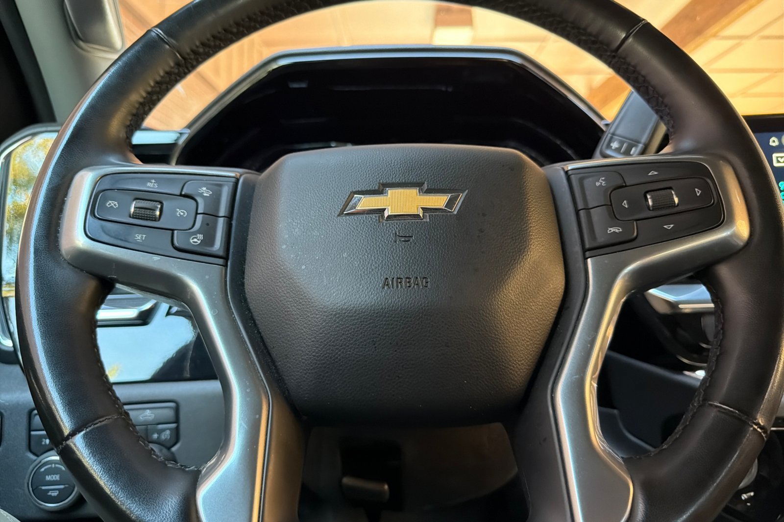 Used 2025 Chevrolet Silverado 1500 LT w/ Work Truck Package AWD/4WD image 31